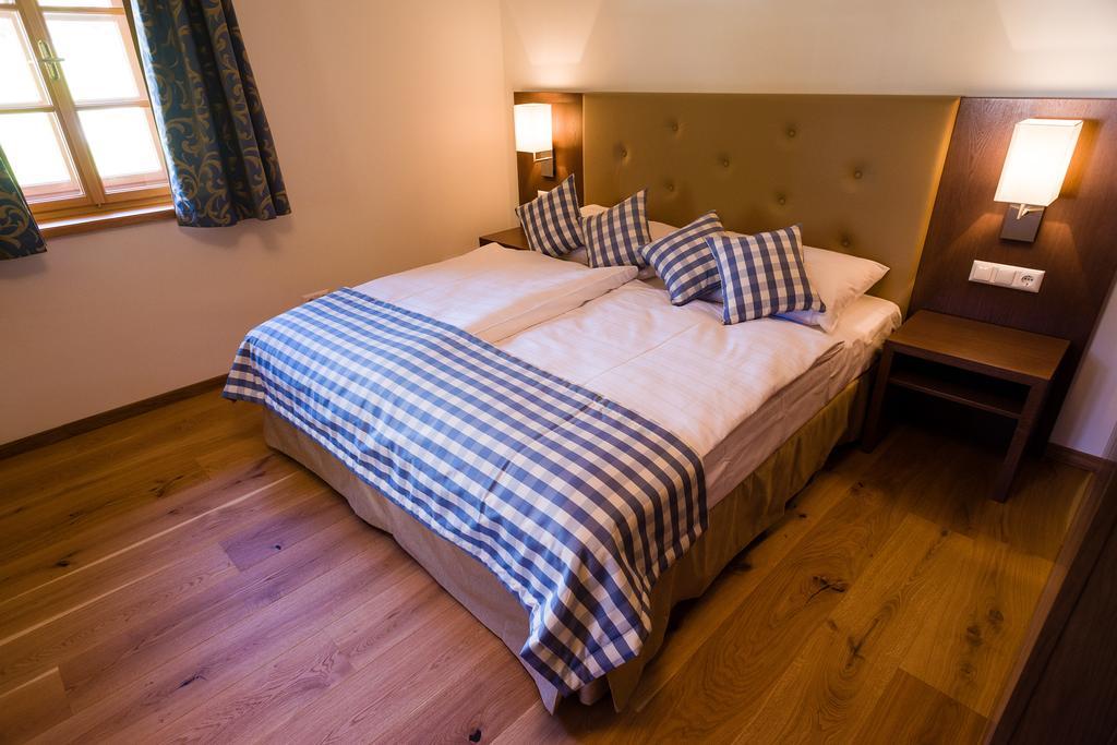 Stiftsschmiede Ossiach Hotel Quarto foto